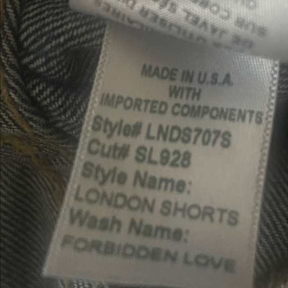 SLVRLAKE London Short Size 28 Color Forbidden Love - Picture 7 of 12